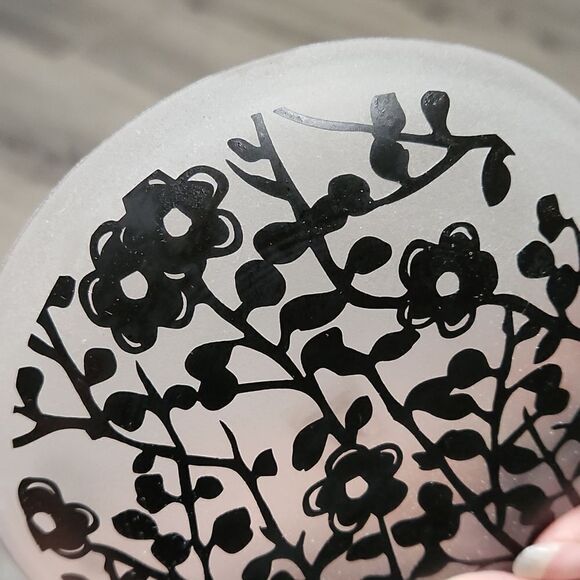 GUC Manorisms Small Cherry Blossom Coctail Plates - Picture 3 of 4